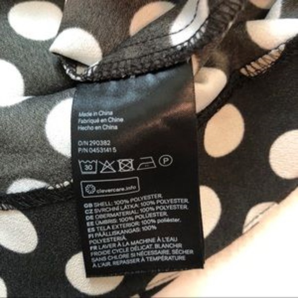 [H&M] Polka Dot Shift Dress with Bell Sleeves - Picture 5 of 7